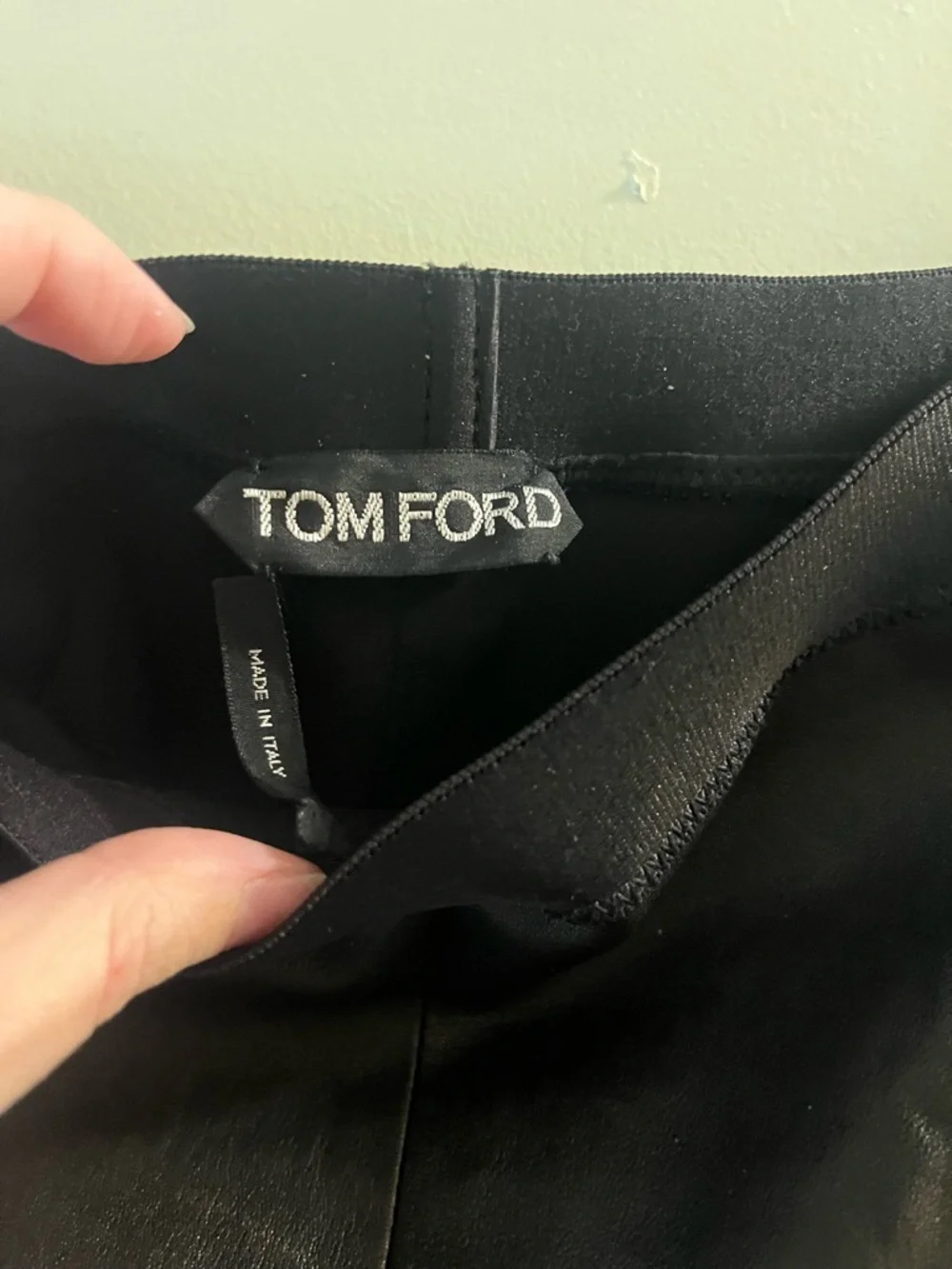 Tom Ford leather skirt - Picture 3 of 7
